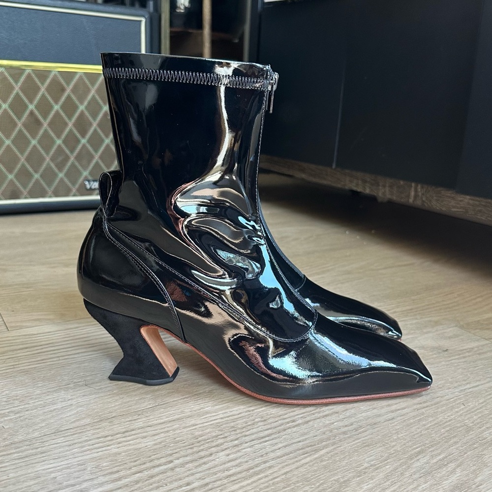 JOHN FLEUVOG Countess Zip-Up Patent Booties